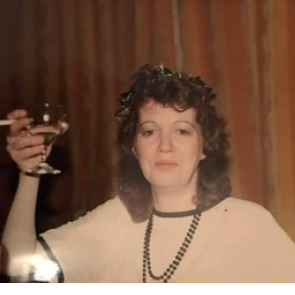 Photo of Maureen CLIFF