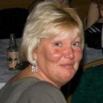 Photo of Karen Lesley WILSON (GRUNDY)