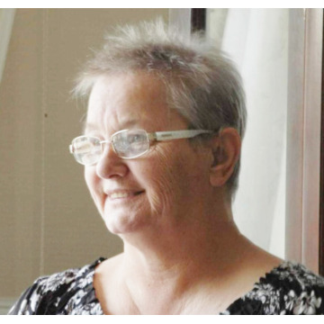 Photo of Joyce HOLLAND