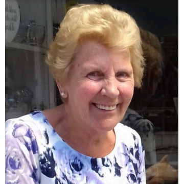 Photo of Kathleen LEE