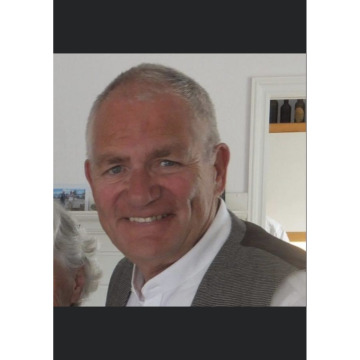 Photo of Ernie JAMESON