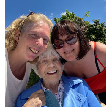 Notice Gallery for Sheila ZELEM