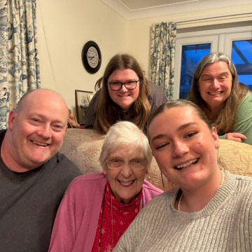 Notice Gallery for Pauline SPARROW