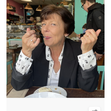 Photo of Michelle COOK