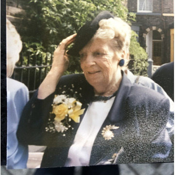 Photo of Winifred CRANE