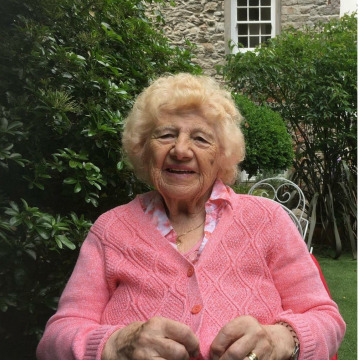 Photo of Dorothy GREEN