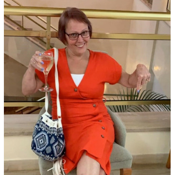 Photo of Sandra JONES