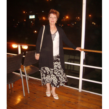Photo of Carol HILL