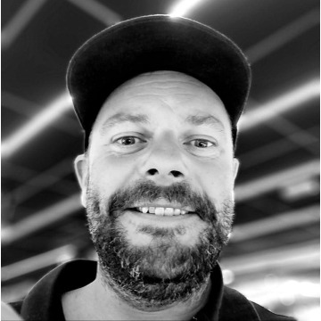 Photo of Luke HEFFORD