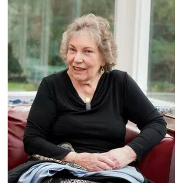 Photo of Iris HOWES
