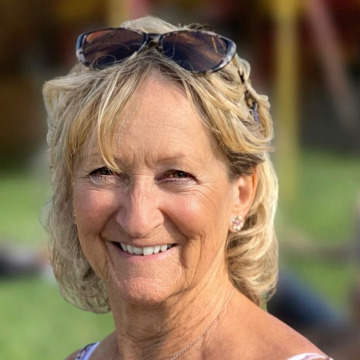 Photo of Pamela MOUNTFORD