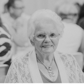 Notice Gallery for Valerie Joyce KEAST