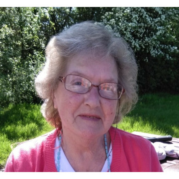 Photo of Yvonne Judy Dorothy THRASHER