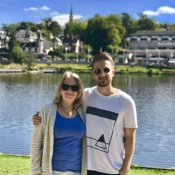 Notice Gallery for Vivianne ARMITAGE