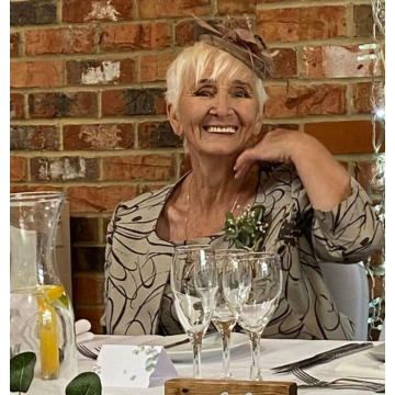 Photo of Linda ISTED