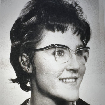 Photo of Nancy CLOUGH