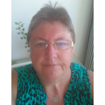 Photo of Christine HEARN
